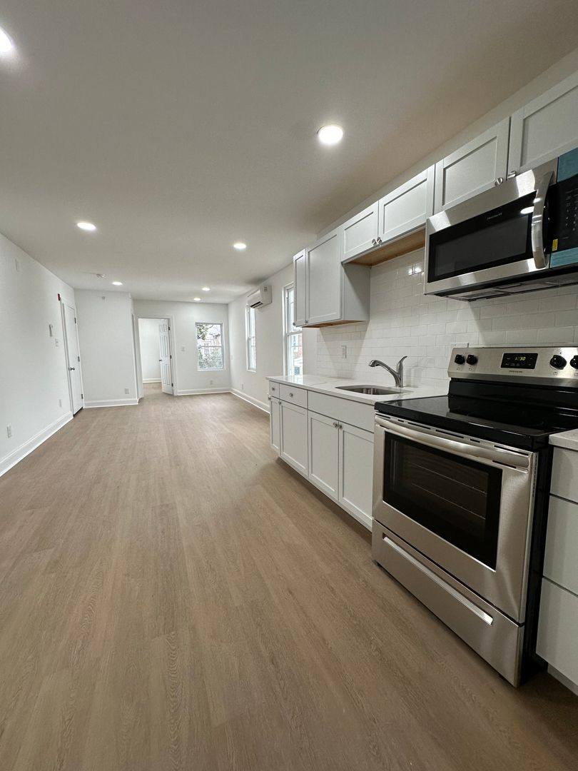 Apartment for rent at 1209 N Franklin St, Philadelphia, PA 19122