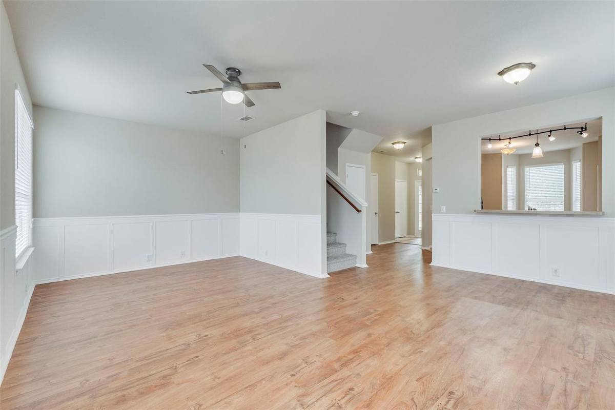 Townhouse for rent at 10652 Astor Dr, Keller, TX 76244