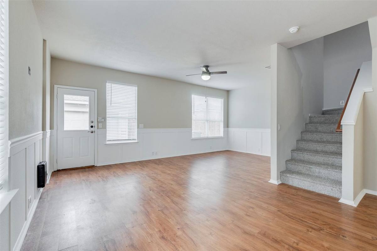 Townhouse for rent at 10652 Astor Dr, Keller, TX 76244
