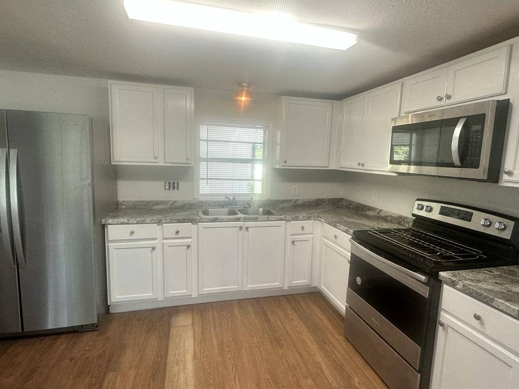 Apartment for rent at 125 Kellum #125, Liberty, TX 77575