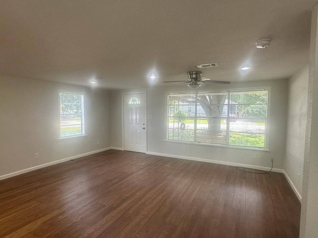Apartment for rent at 125 Kellum #125, Liberty, TX 77575