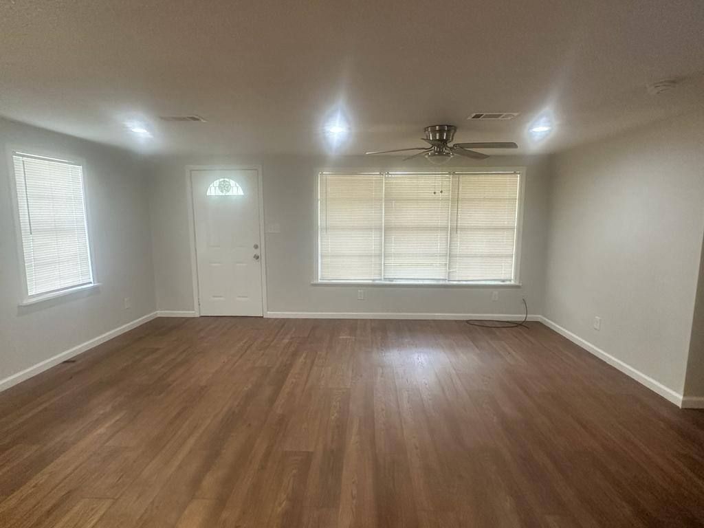 Apartment for rent at 125 Kellum #125, Liberty, TX 77575