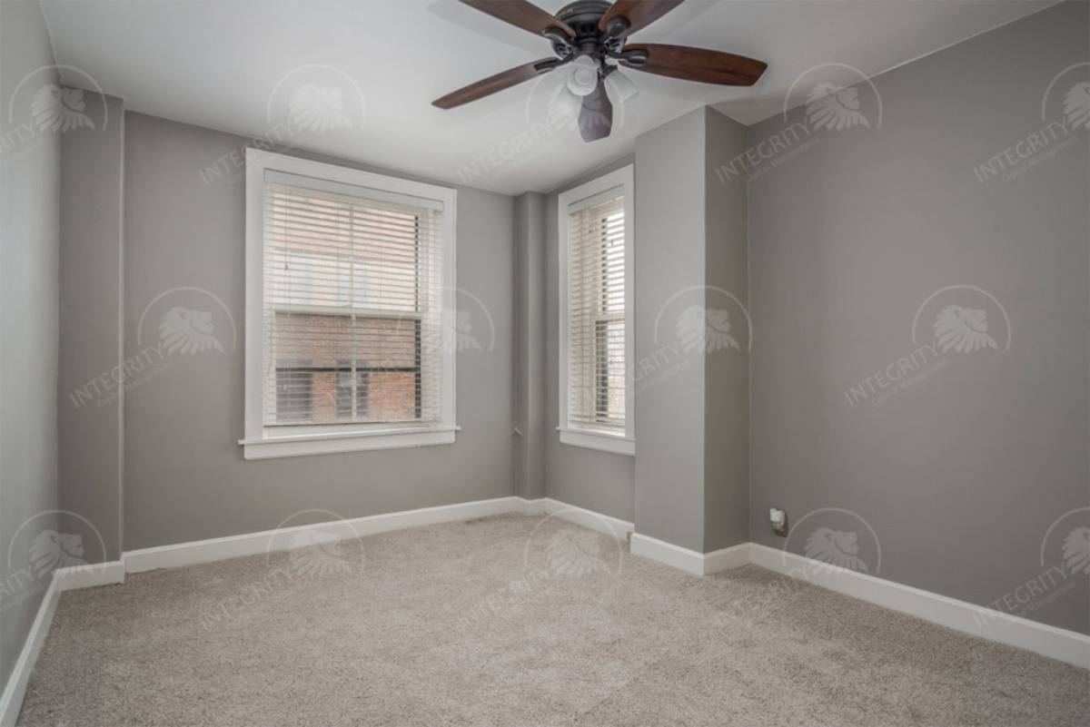 Apartment for rent at 229 Ward Parkway, Kansas City, MO 64112