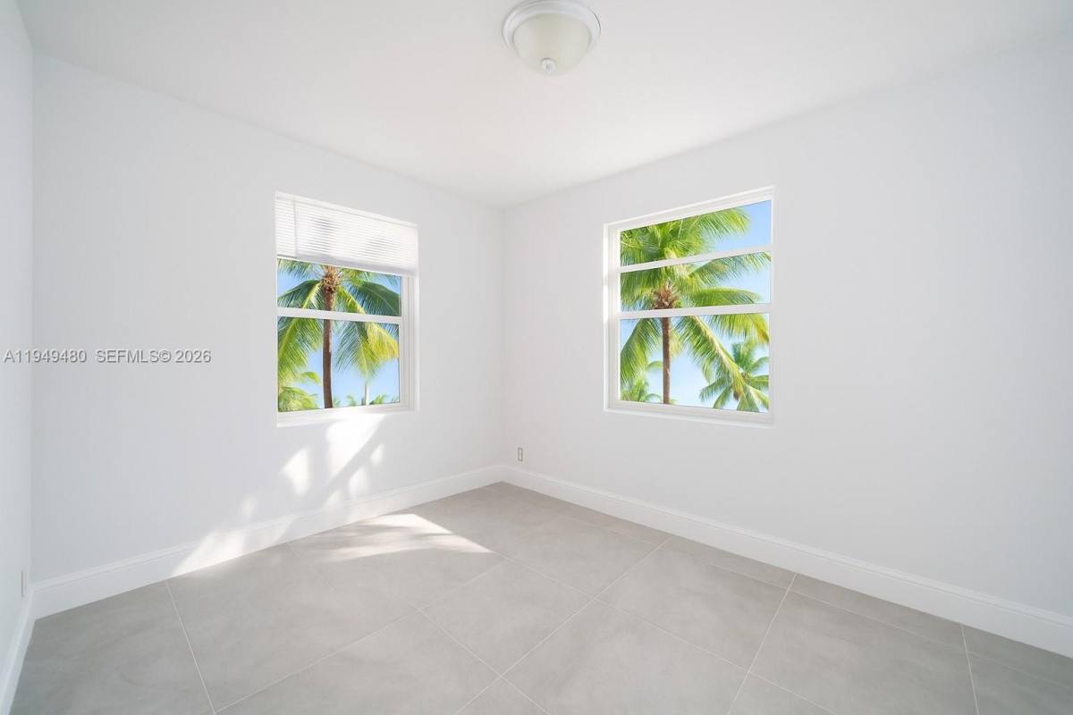 Apartment for rent at 5740 Mayo St #1, Hollywood, FL 33023