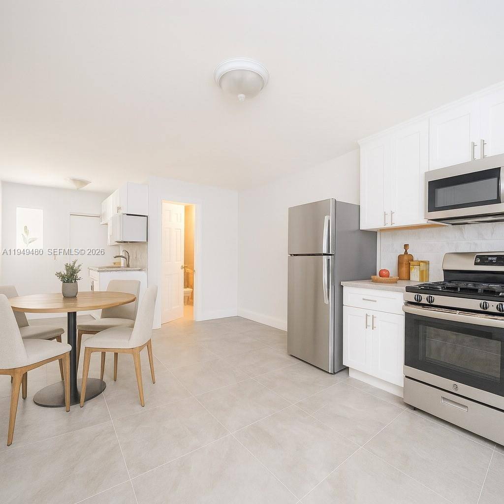 Apartment for rent at 5740 Mayo St #1, Hollywood, FL 33023