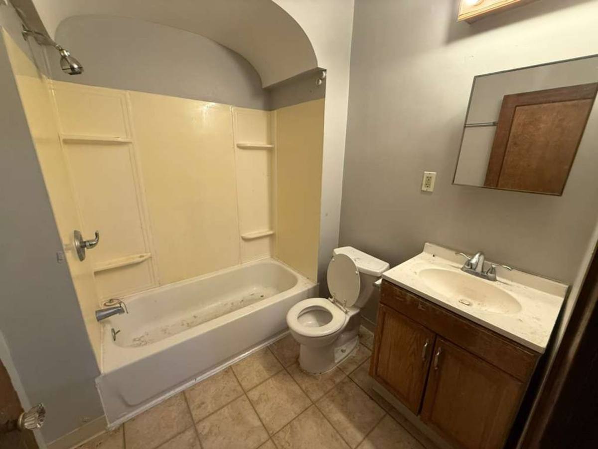 House for rent at 15401 Grovewood, Cleveland, OH 44110