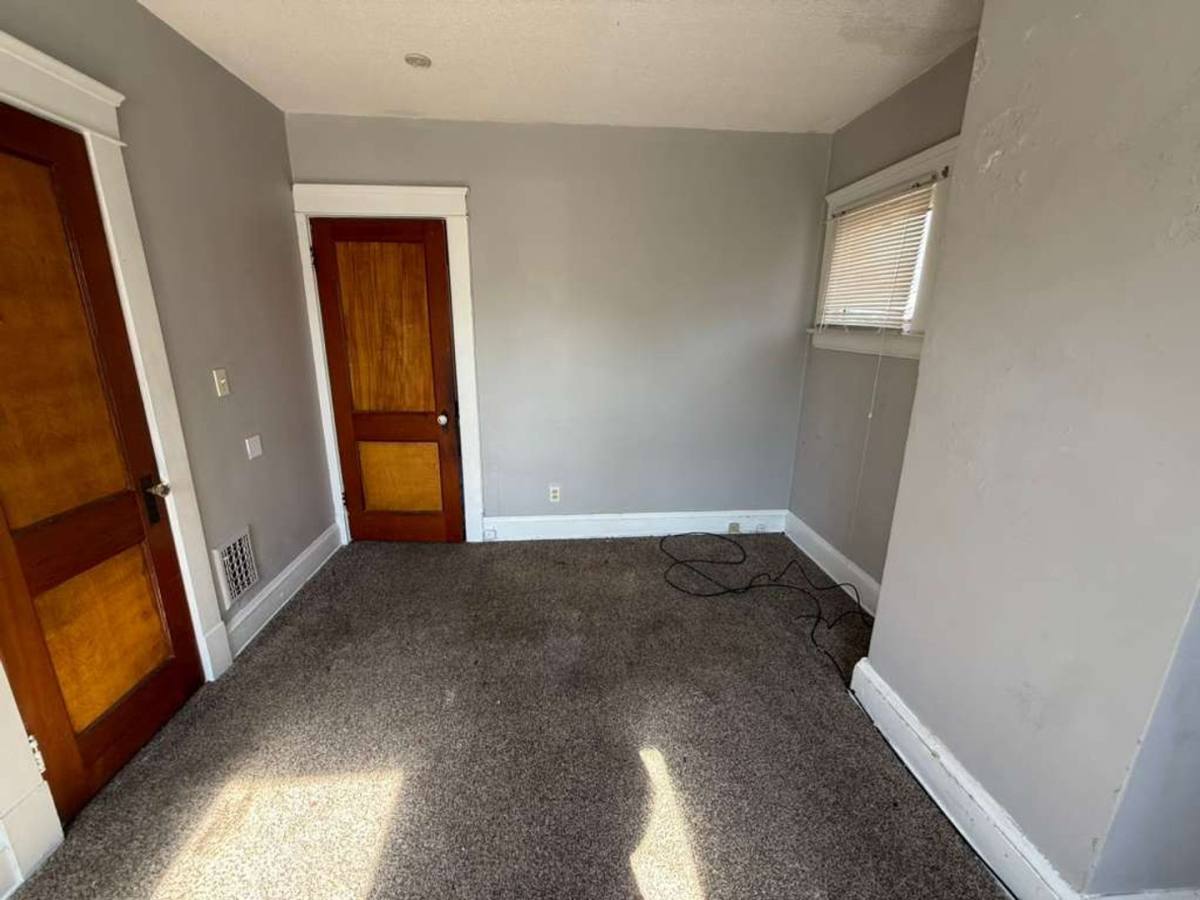 House for rent at 15401 Grovewood, Cleveland, OH 44110