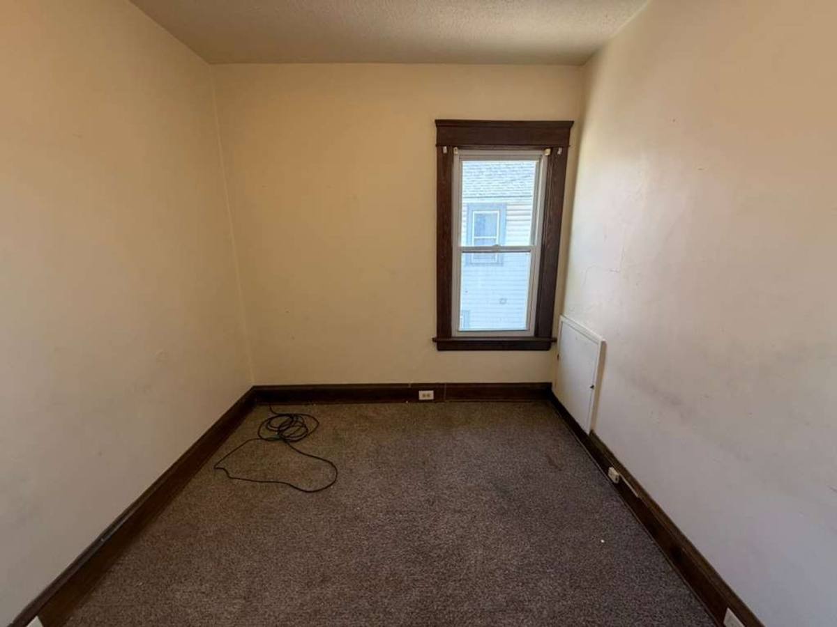 House for rent at 15401 Grovewood, Cleveland, OH 44110