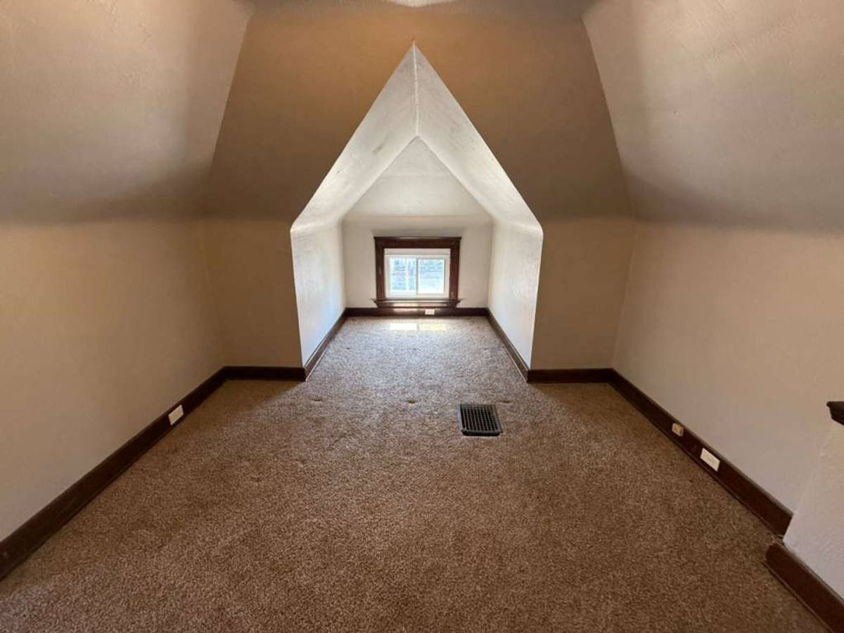 House for rent at 15401 Grovewood, Cleveland, OH 44110