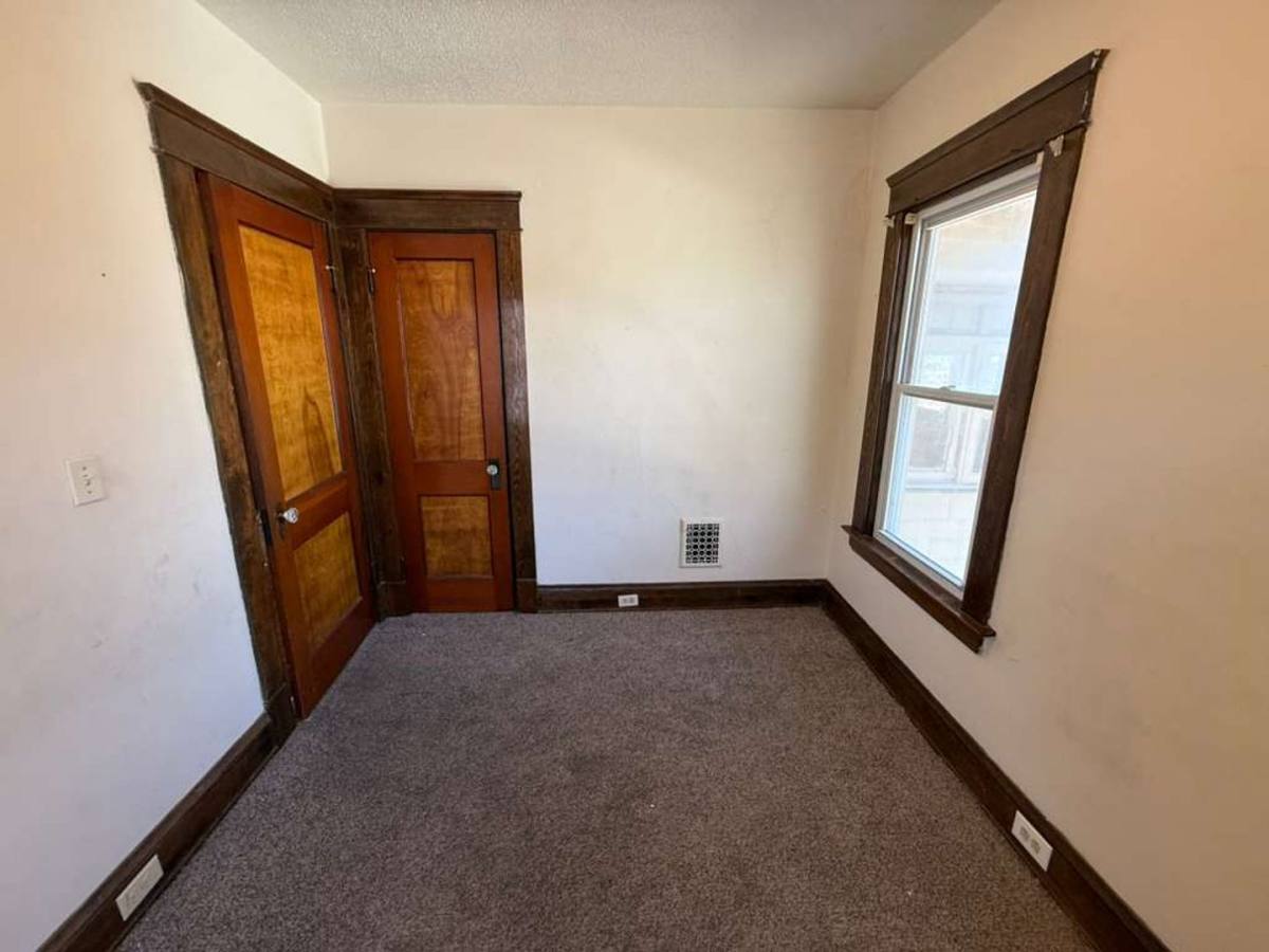 House for rent at 15401 Grovewood, Cleveland, OH 44110