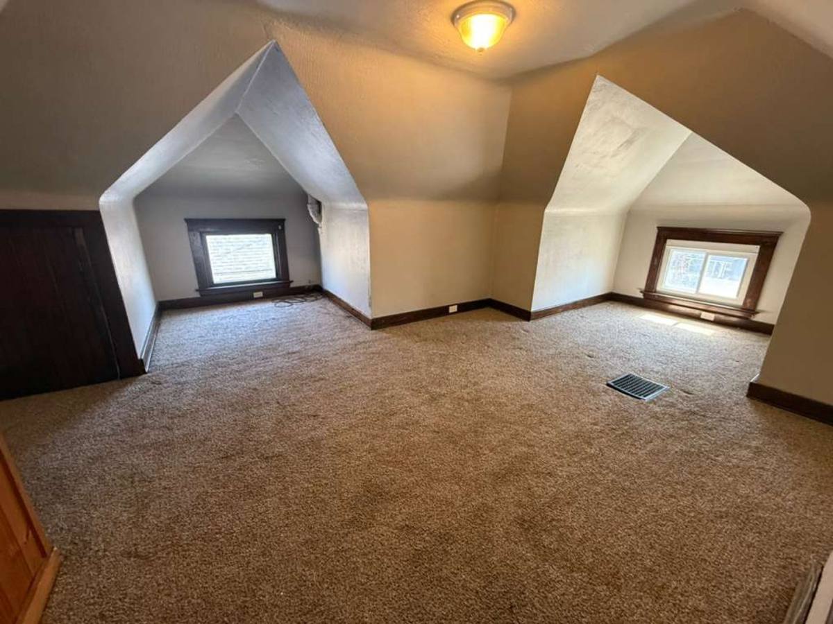 House for rent at 15401 Grovewood, Cleveland, OH 44110
