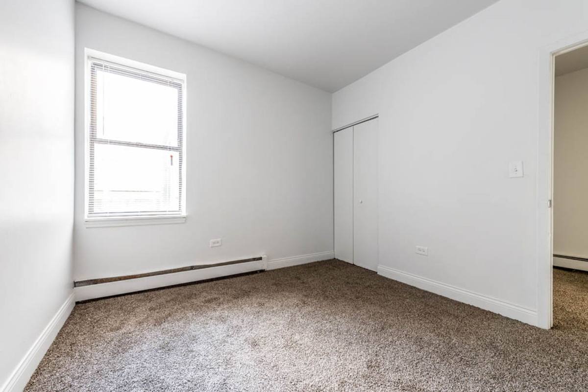 Apartment for rent at 5100-04 W Madison St, Chicago, IL 60644