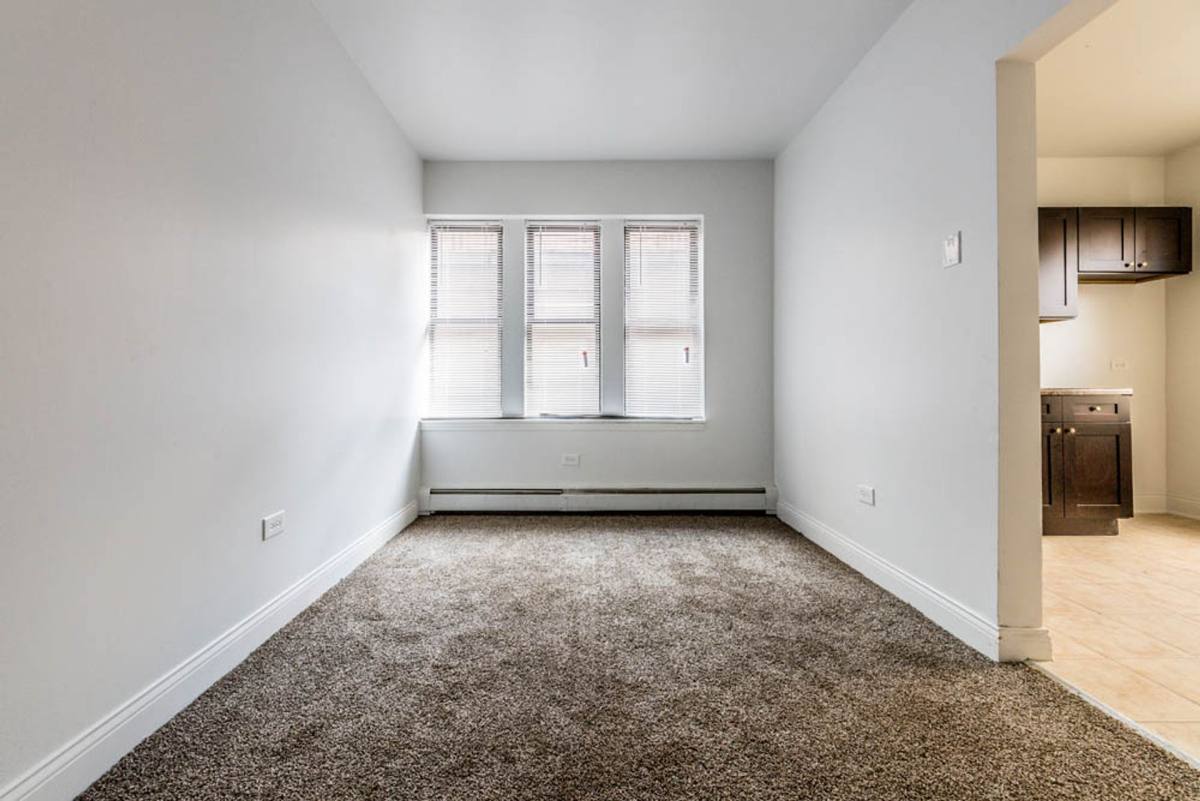 Apartment for rent at 5100-04 W Madison St, Chicago, IL 60644
