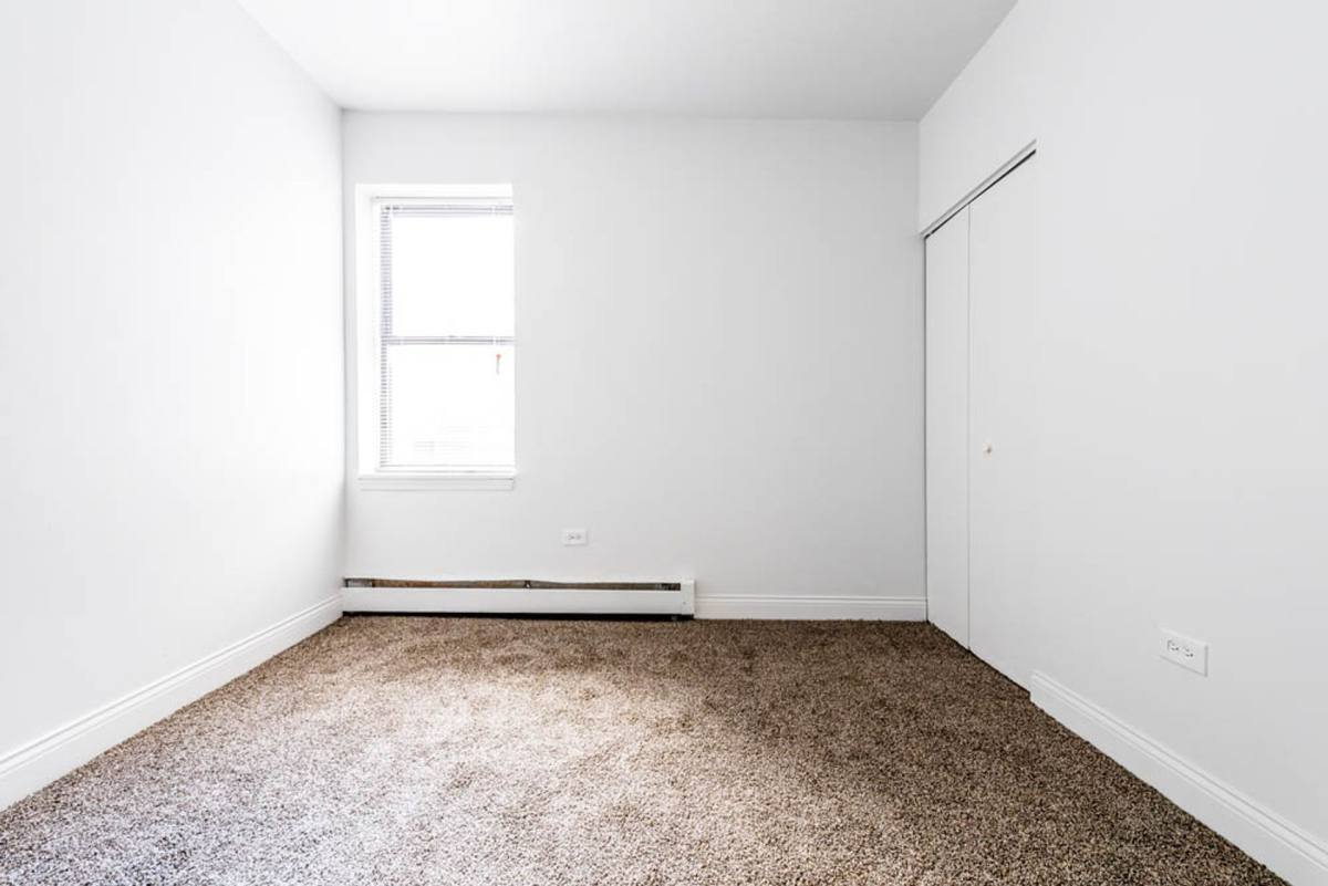 Apartment for rent at 5100-04 W Madison St, Chicago, IL 60644
