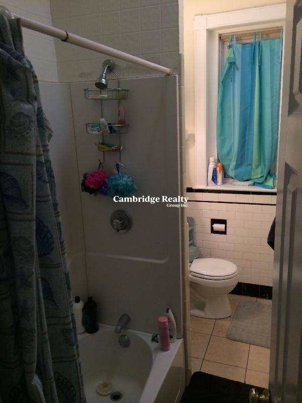 Apartment for rent at 17 Aberdeen St #2T, Boston, MA 02215