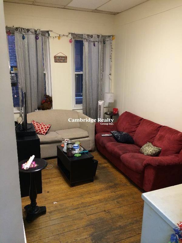 Apartment for rent at 17 Aberdeen St #2T, Boston, MA 02215