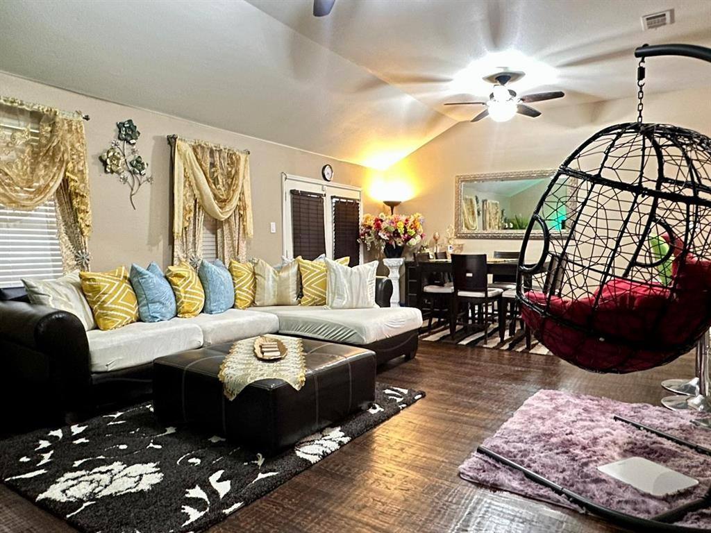 Apartment for rent at 4650 Stonewall Cove, Wylie, TX 75098