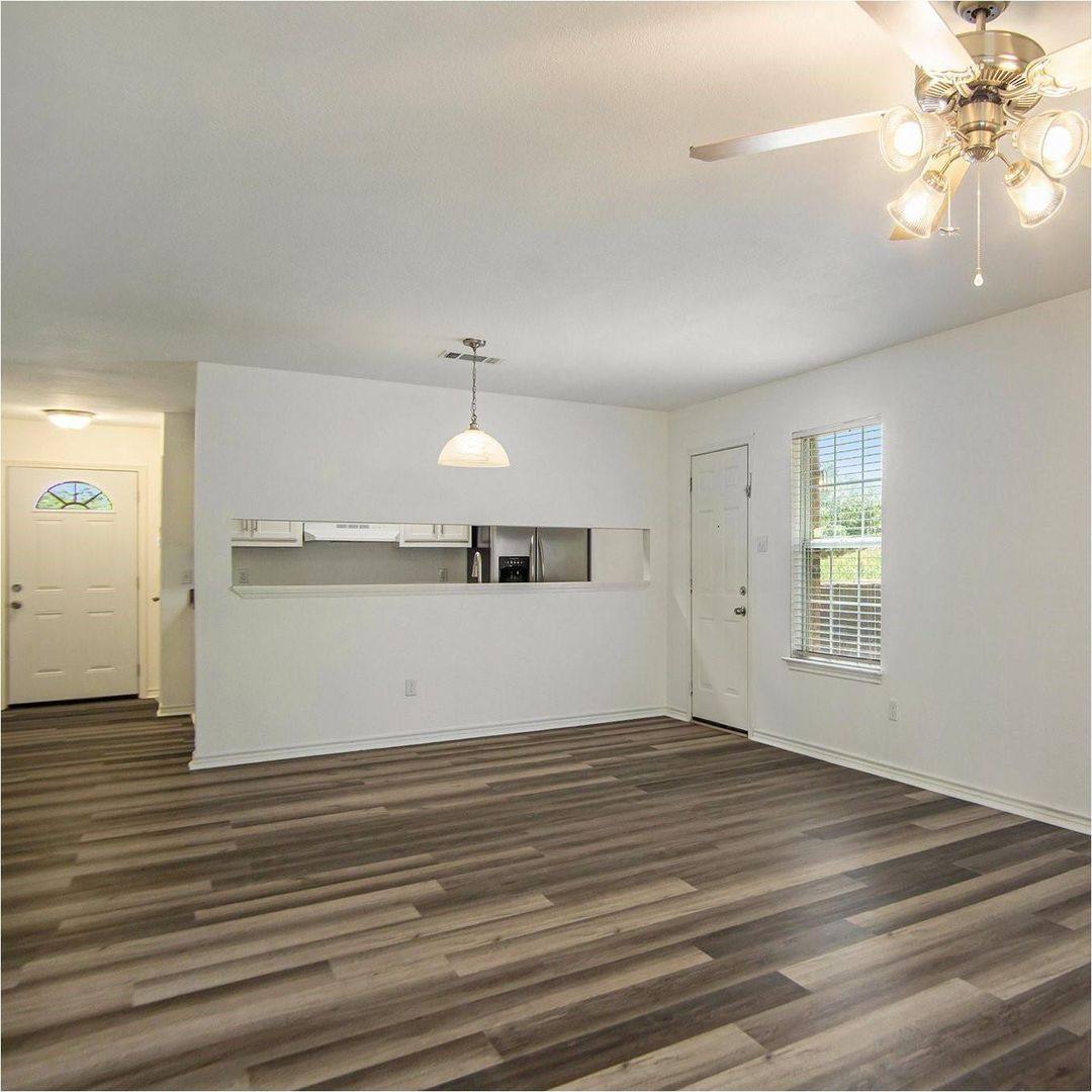 Apartment for rent at 2621 Lee Ave, Fort Worth, TX 76110