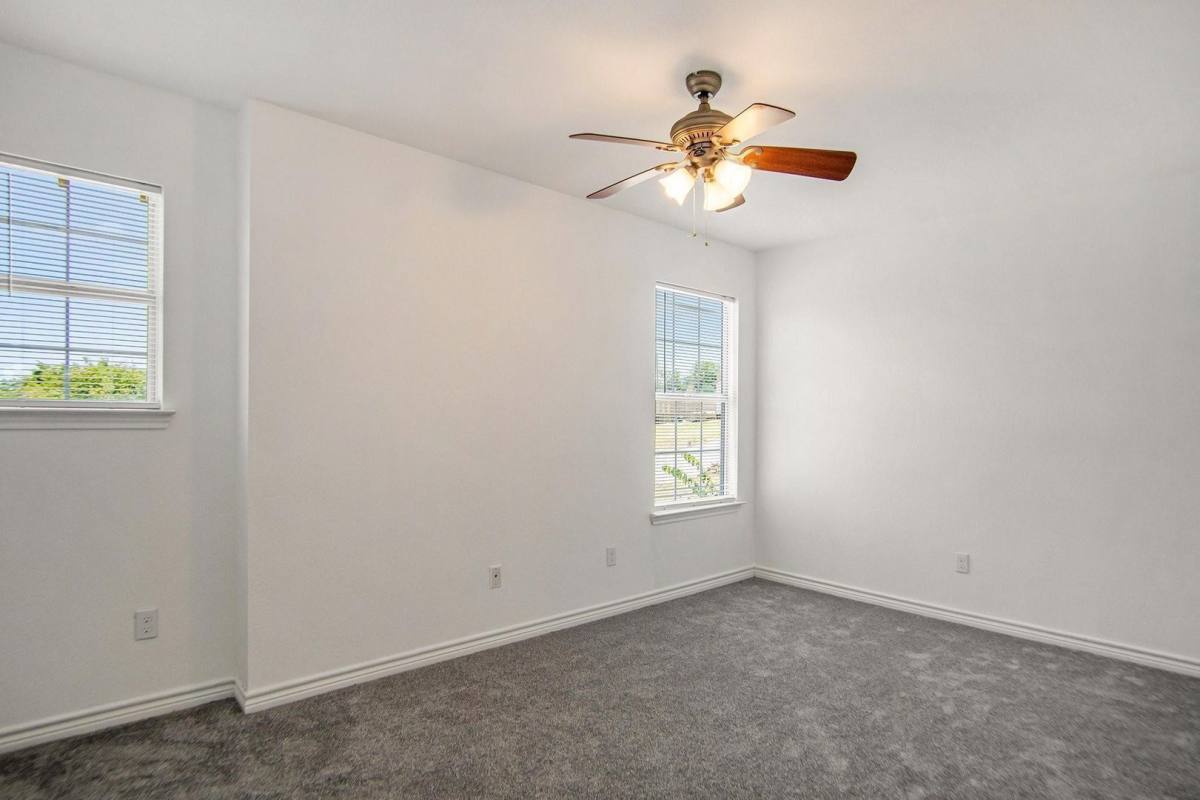 Apartment for rent at 2621 Lee Ave, Fort Worth, TX 76110