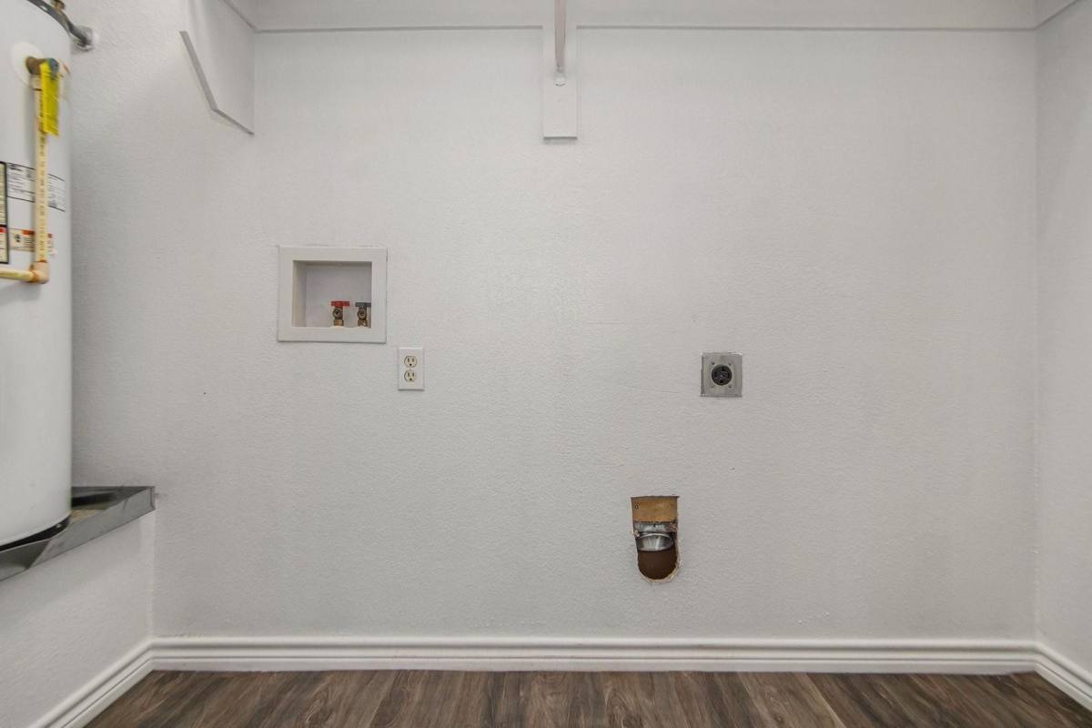 Apartment for rent at 2621 Lee Ave, Fort Worth, TX 76110