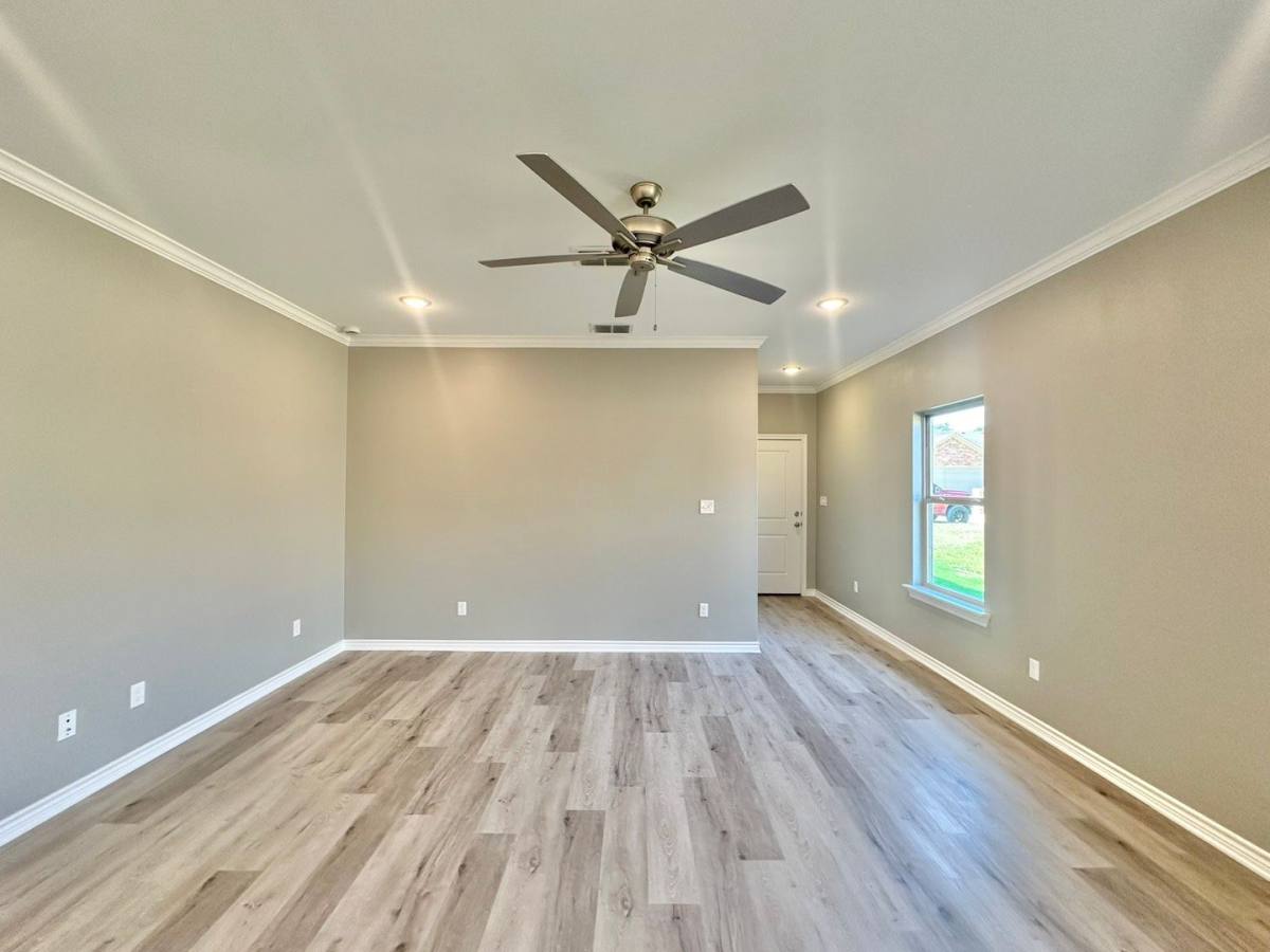 Townhouse for rent at 6225 Villa Rosa Way, Tyler, TX 75707