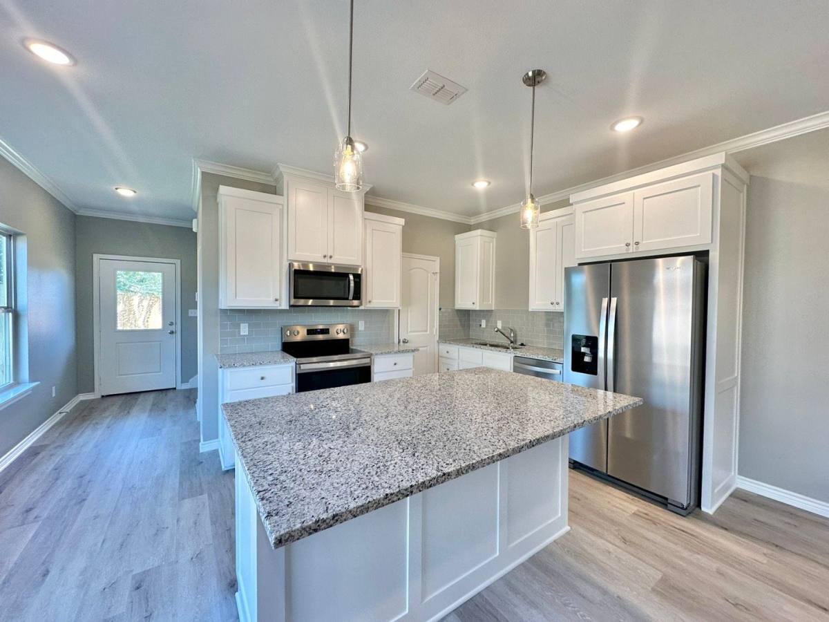 Townhouse for rent at 6225 Villa Rosa Way, Tyler, TX 75707