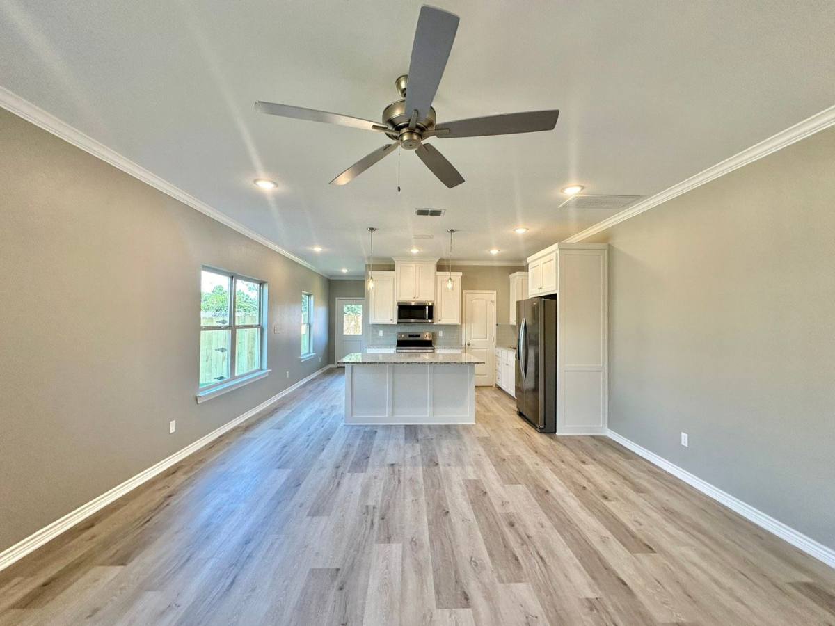 Townhouse for rent at 6215 Villa Rosa Way, Tyler, TX 75707