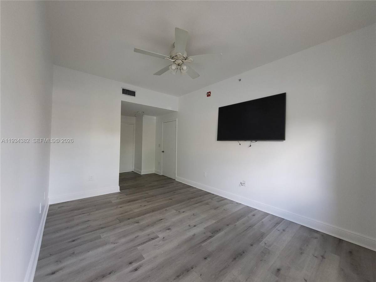 Condo for rent at 7200 NW 114th Ave #112, Miami, FL 33178