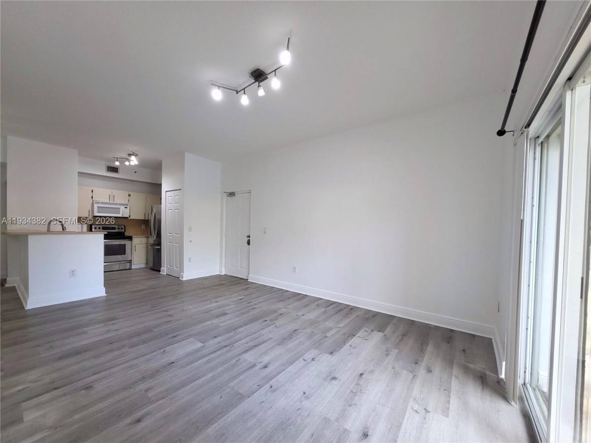 Condo for rent at 7200 NW 114th Ave #112, Miami, FL 33178