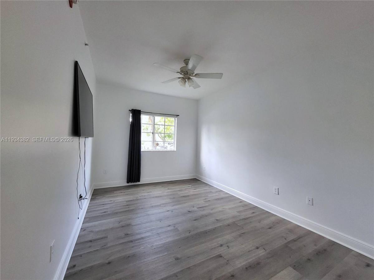 Condo for rent at 7200 NW 114th Ave #112, Miami, FL 33178
