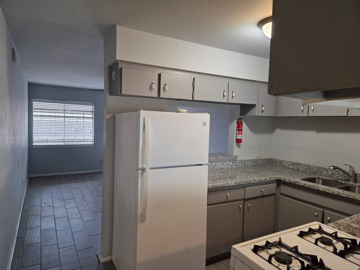 Apartment for rent at 306 N St #14, Houston, TX 77009
