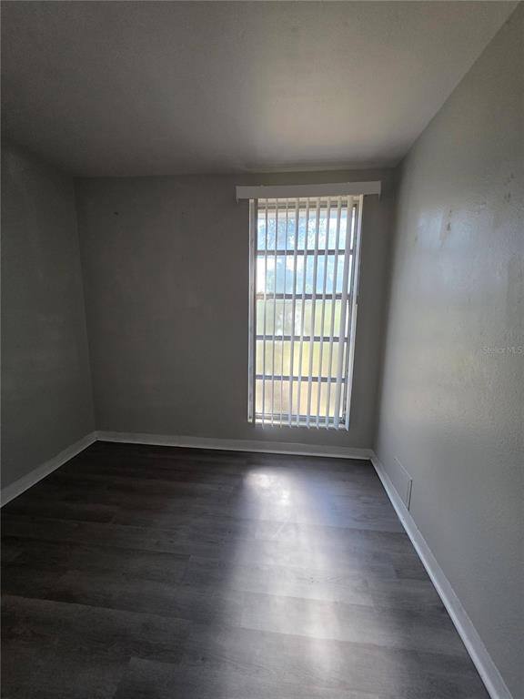 Apartment for rent at 1423 Bryant St, Leesburg, FL 34748