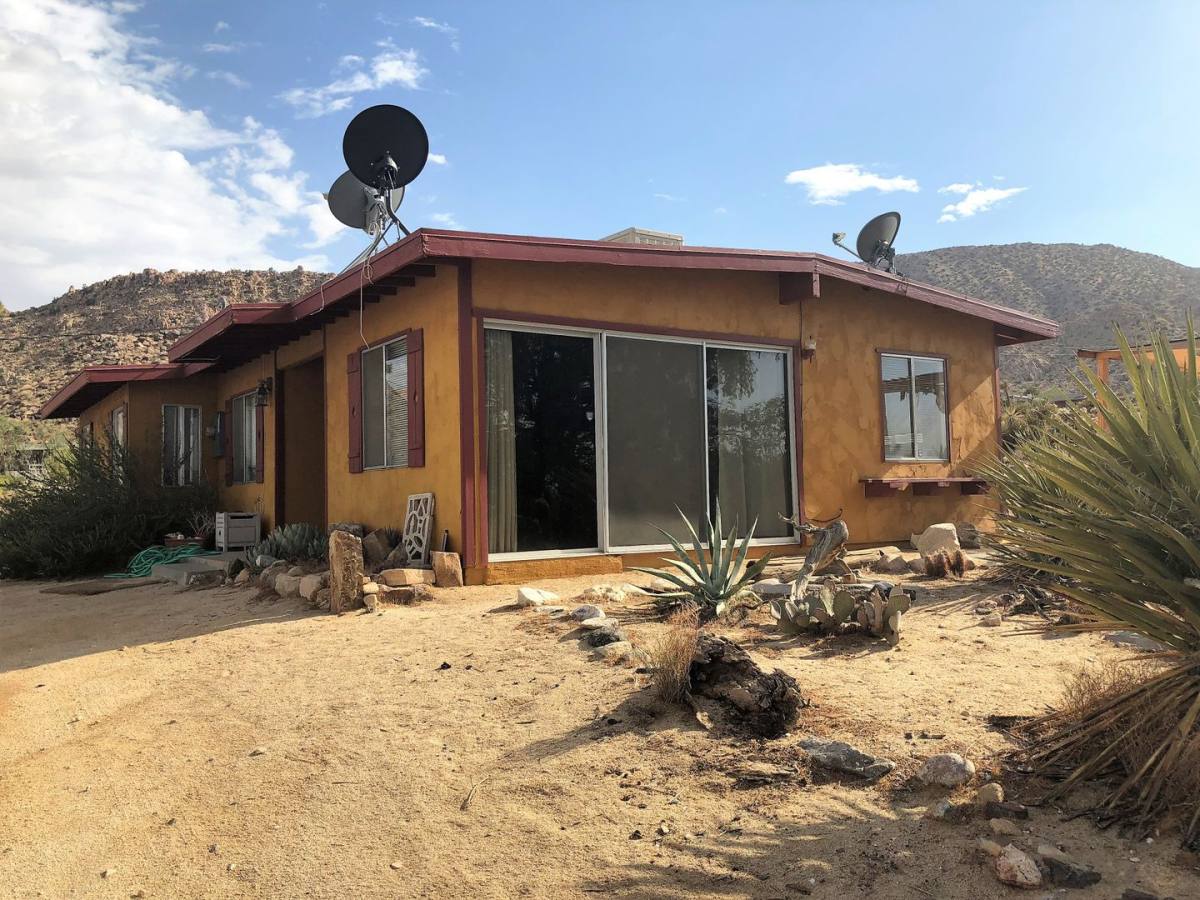 House for rent at 8680 Star Lane, Joshua Tree, CA 92252