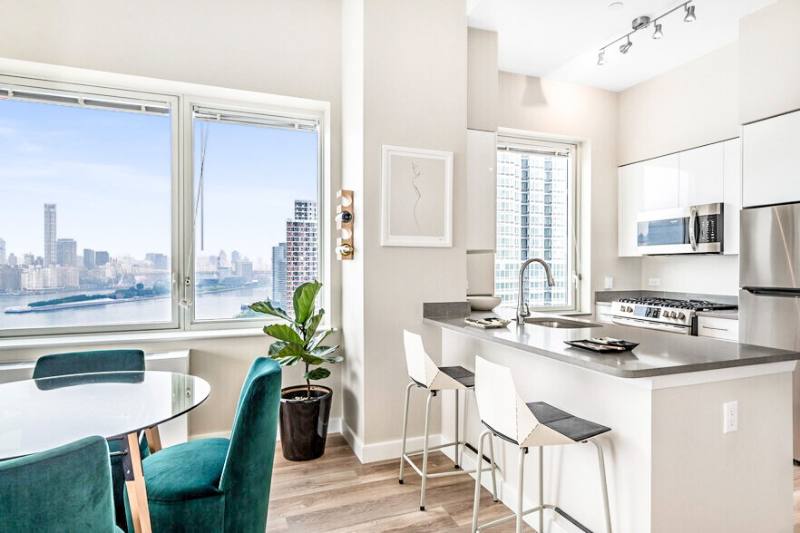 Apartment for rent at 52 Center Blvd #2513, Long Island City, NY 11101