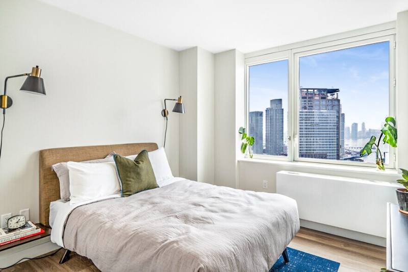 Apartment for rent at 52 Center Blvd #2513, Long Island City, NY 11101