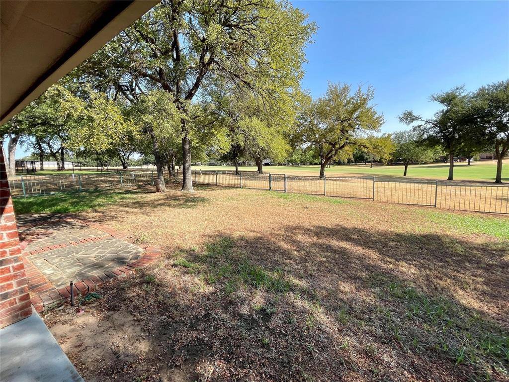 Apartment for rent at 8701 Bellechase Rd, Granbury, TX 76049