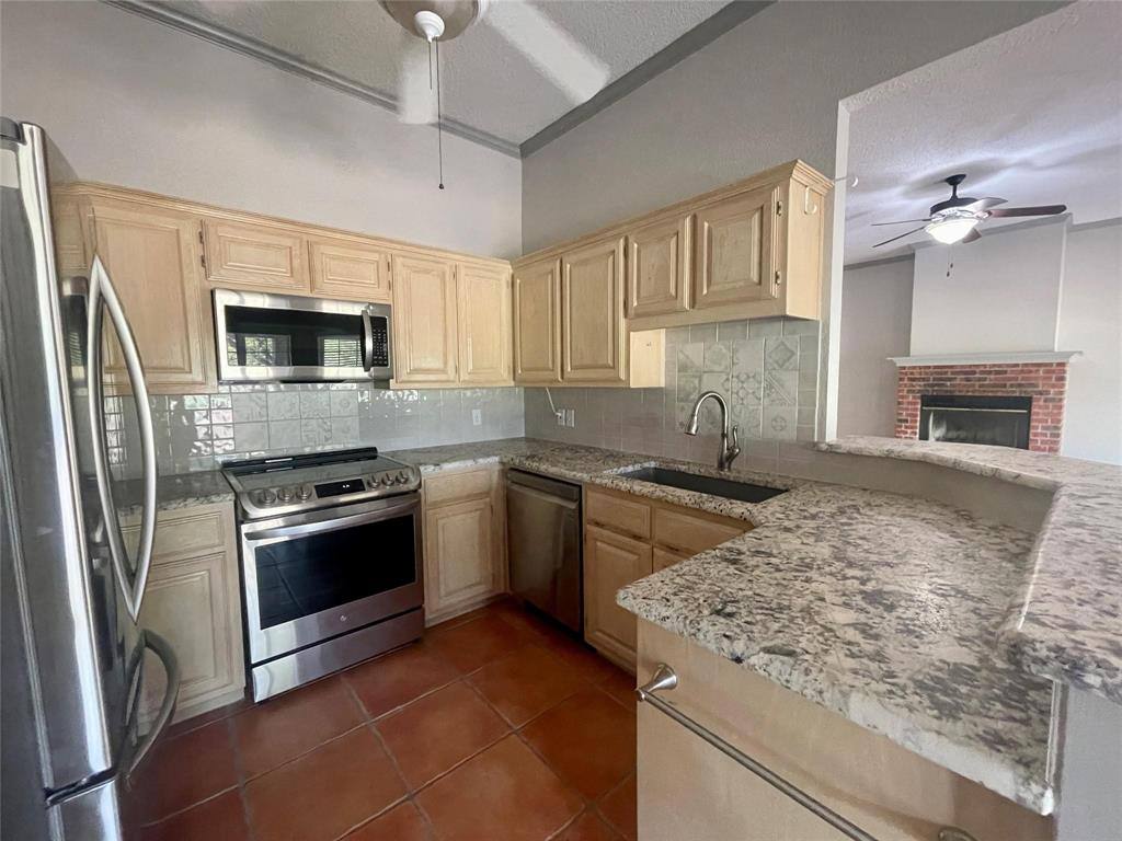 Apartment for rent at 8701 Bellechase Rd, Granbury, TX 76049