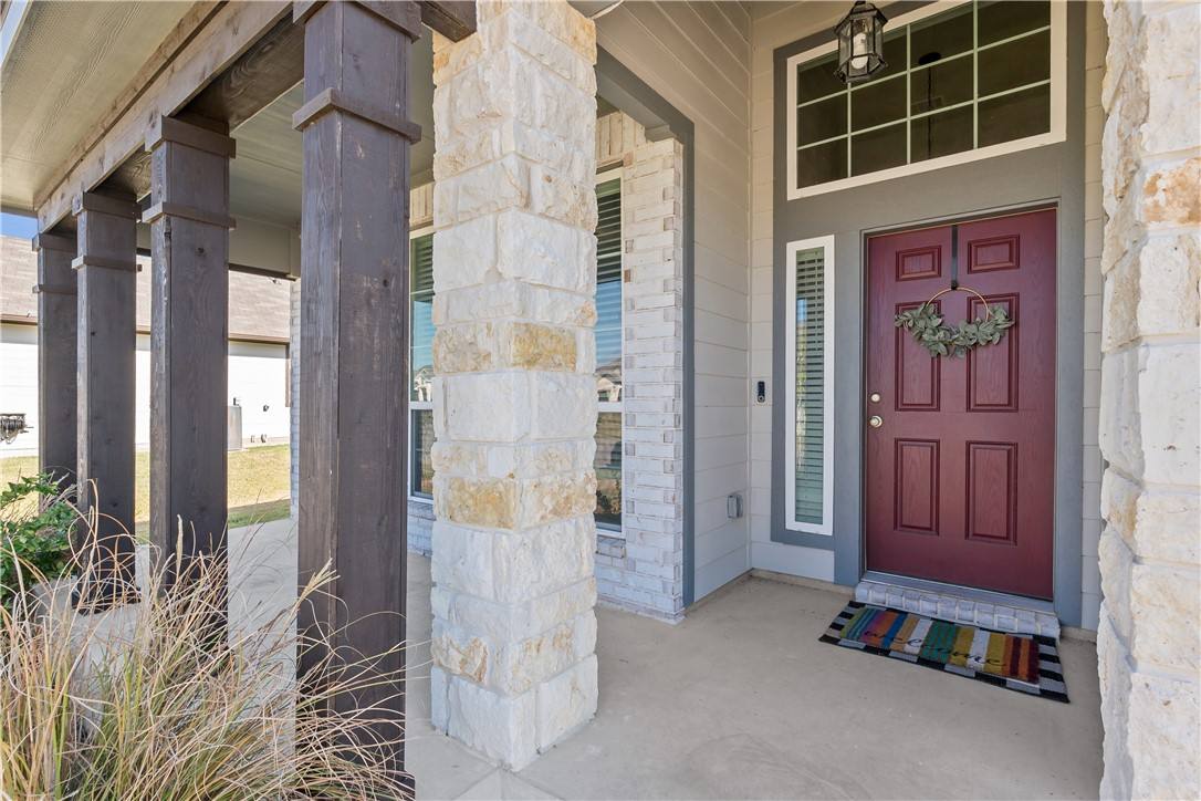 Apartment for rent at 1925 Viva Rd, Bryan, TX 77807