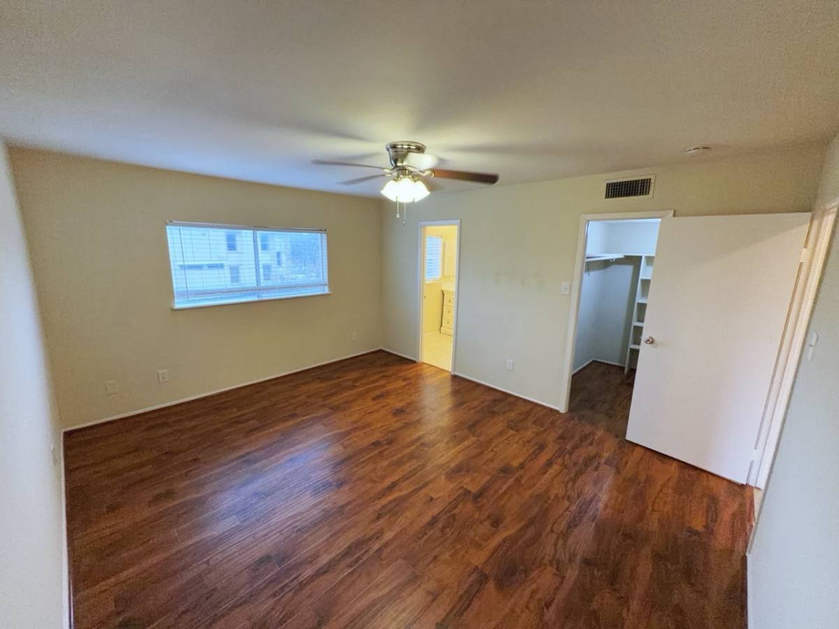 Apartment for rent at 2210 Dorrington St #201, Houston, TX 77030