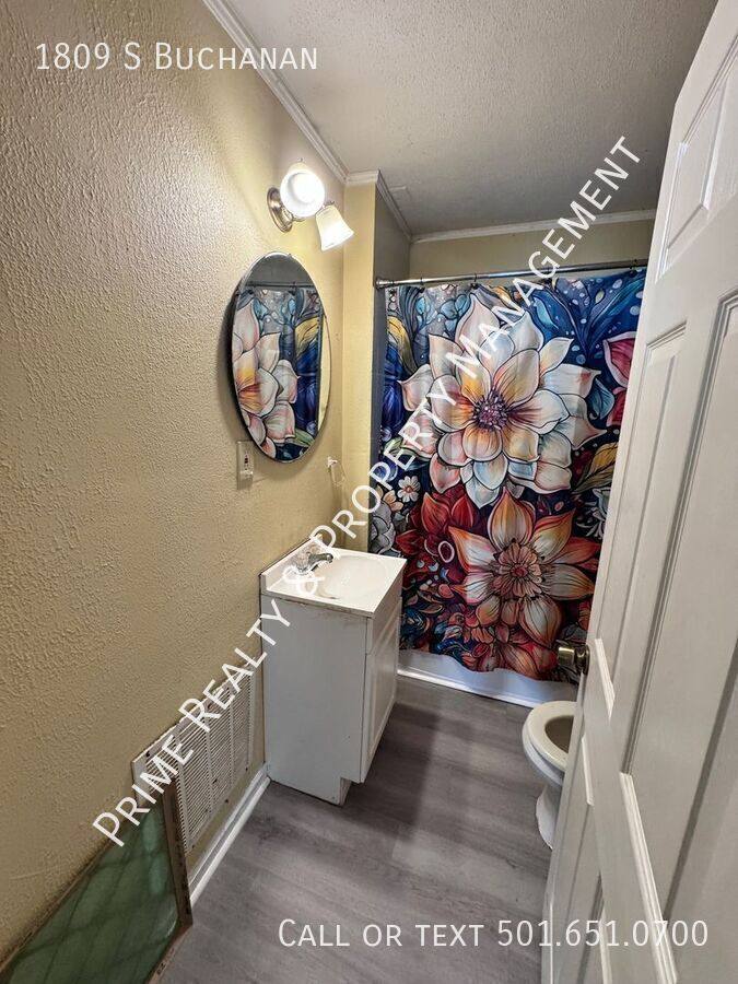 House for rent at 1809 S Buchanan, Little Rock, AR 72204