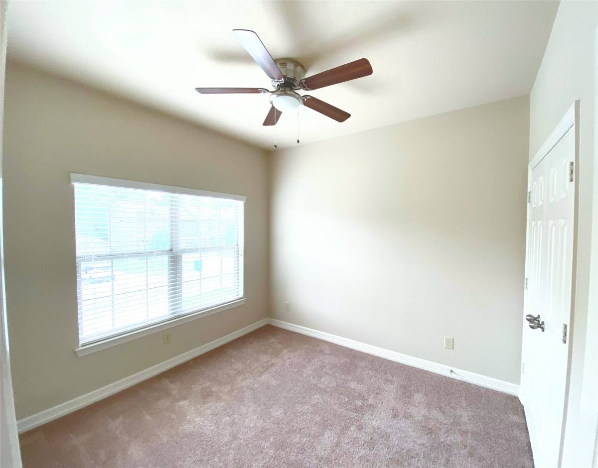 Townhouse for rent at 309 Woodland Hills Dr #309A, Conroe, TX 77303
