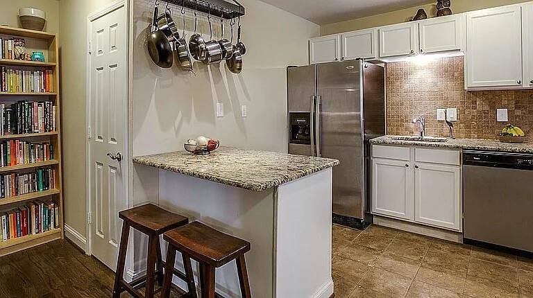 Apartment for rent at 407 S Windomere Ave #407A, Dallas, TX 75208
