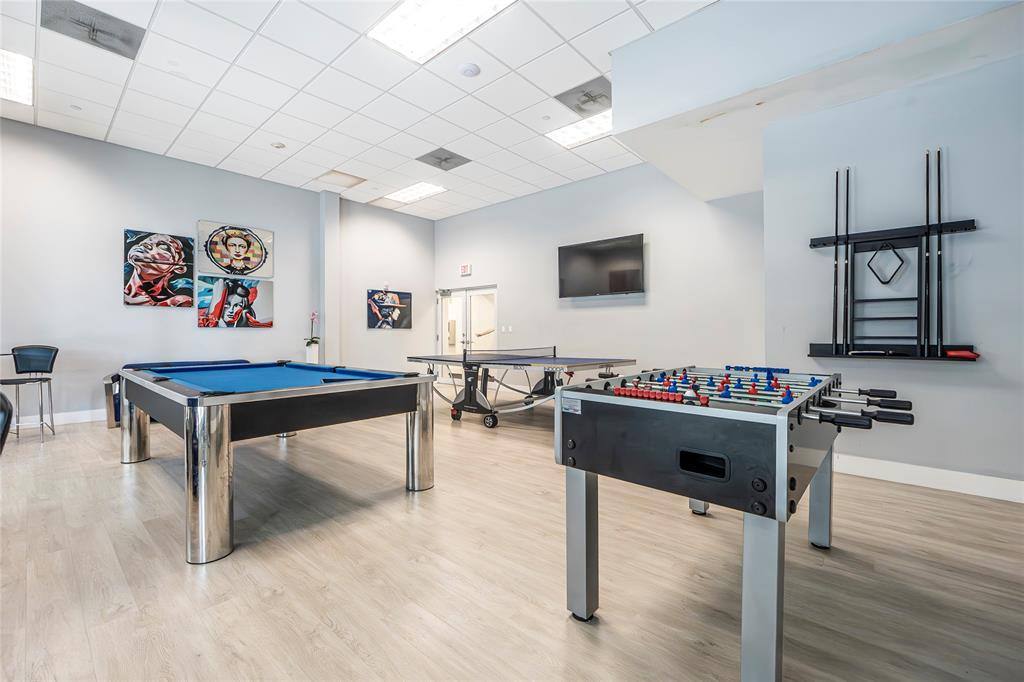 Apartment for rent at 1800 N Bayshore Dr #2402, Miami, FL 33132