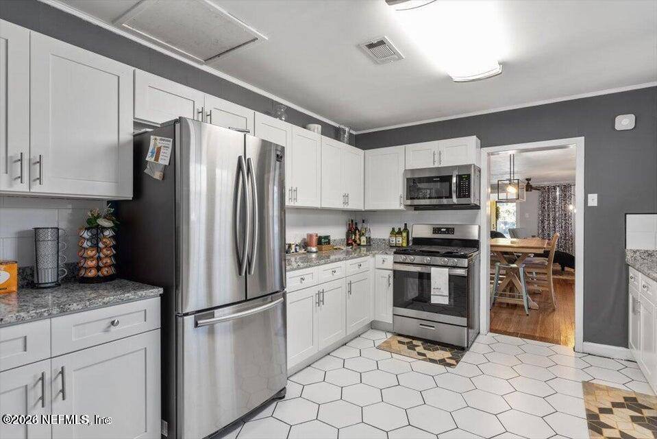 Apartment for rent at 2883 Forbes St, Jacksonville, FL 32205