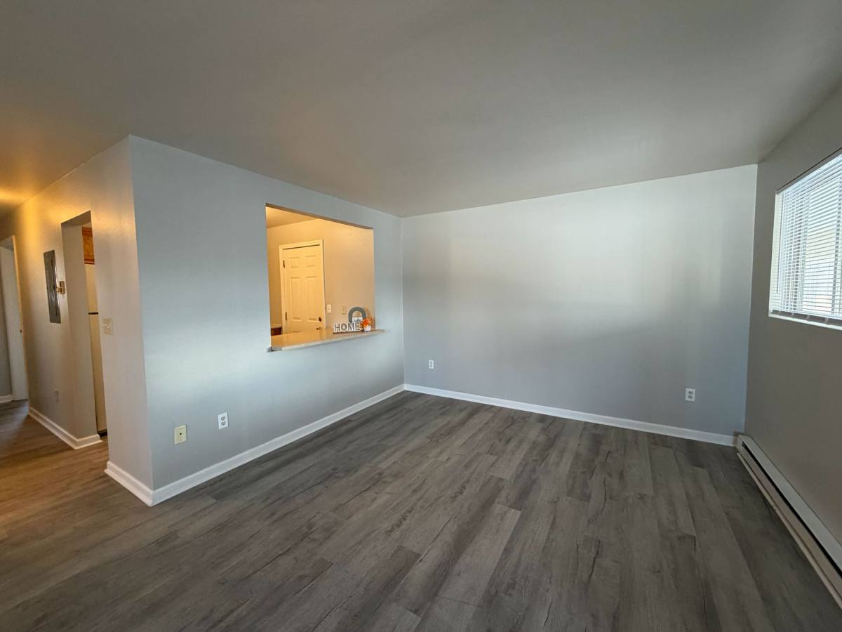 Apartment for rent at 250 S Lewis Lane #CORNERSTONE Apartmen, Carbondale, IL 62901