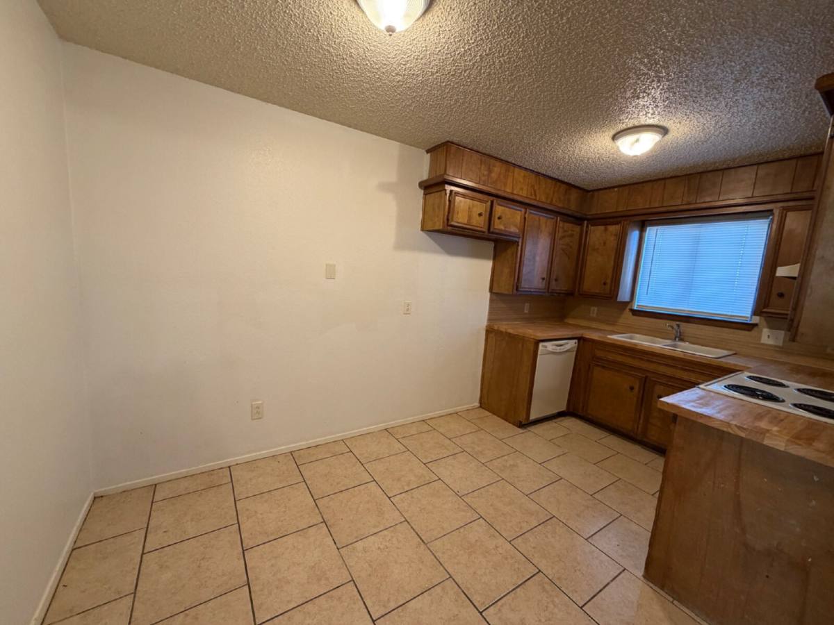 Apartment for rent at 7407 Waco Ave #C, Lubbock, TX 79423