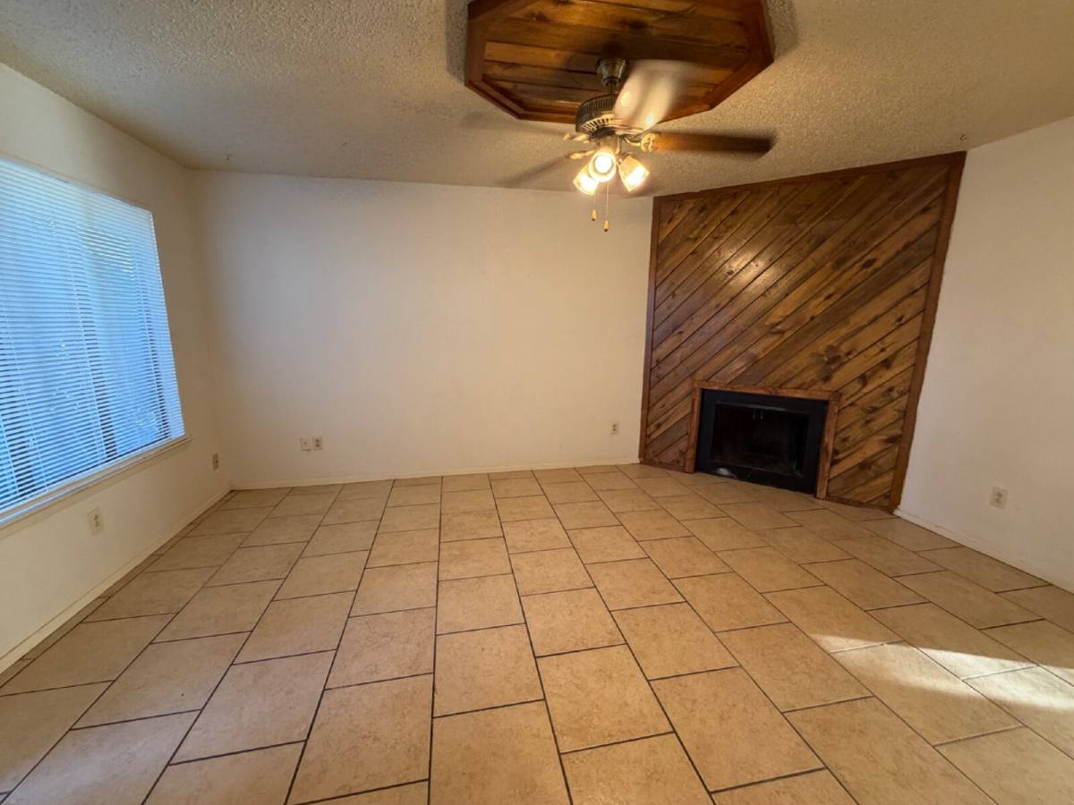 Apartment for rent at 7407 Waco Ave #C, Lubbock, TX 79423