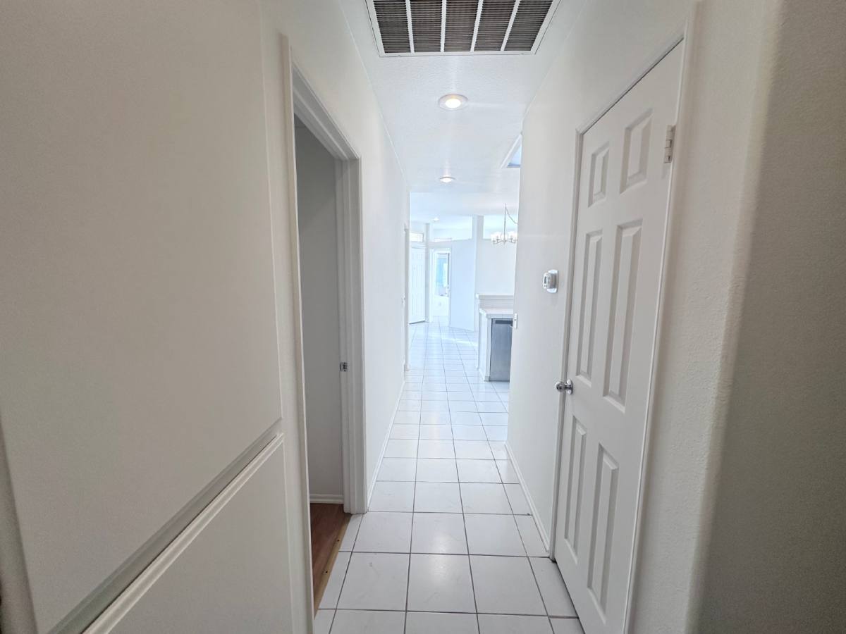Condo for rent at 25550 Hemingway Ave #G, Stevenson Ranch, CA 91381