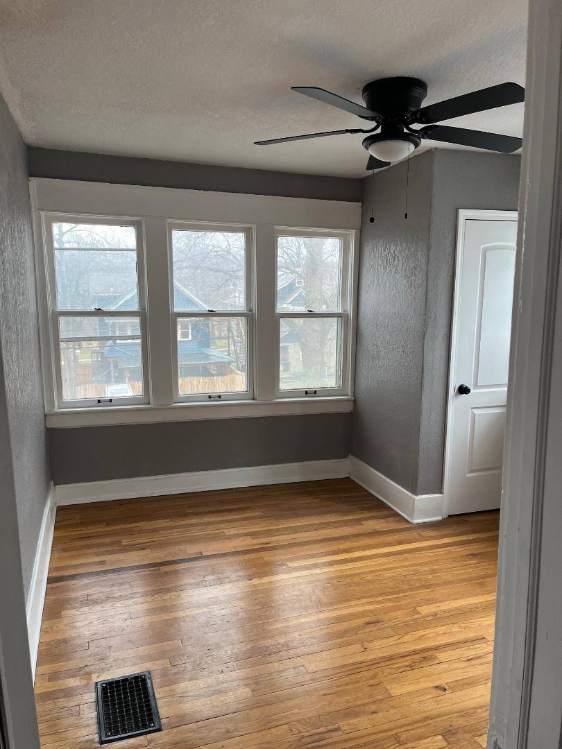 Apartment for rent at 4105 Oak St, Kansas City, MO 64105