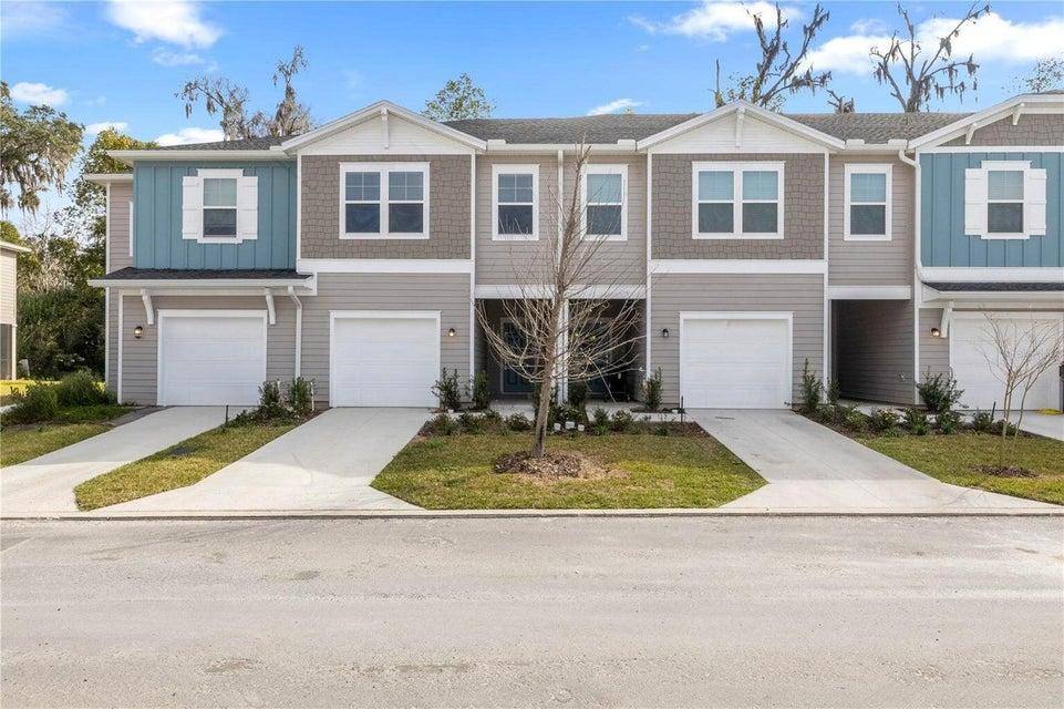 Townhouse for rent at 3632 SE 37th Court, Ocala, FL 34480
